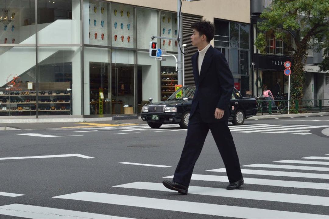 Comoli ネイビーフランネルスーツ　size1