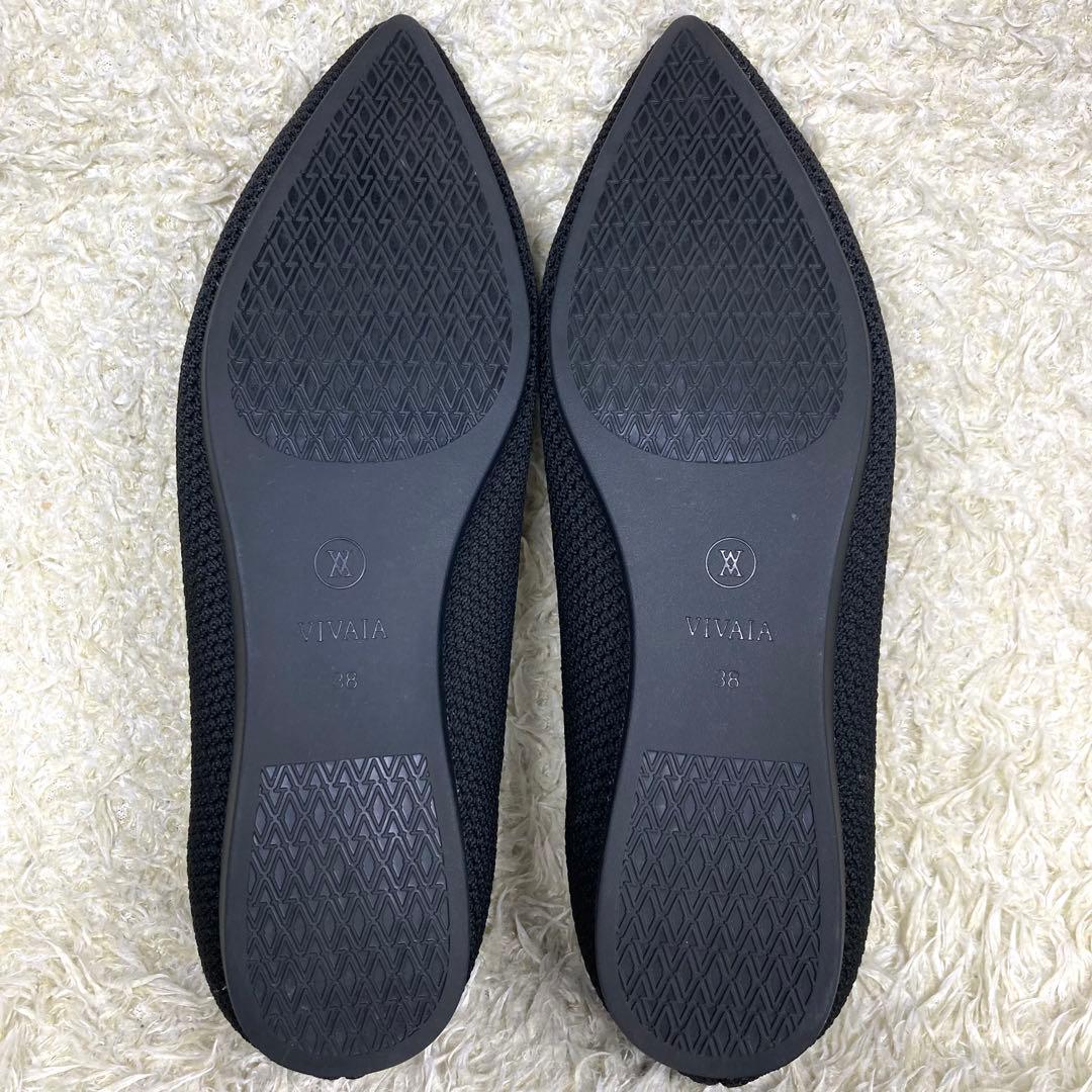 『未使用級』VIVAIA フラットパンプス 撥水加工 ポインテッドトゥ　ブラック