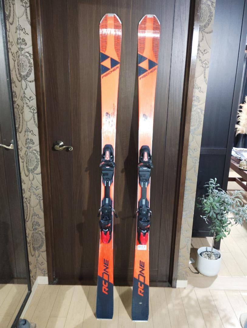 RC ONE 72 スキー板 RSX 12 ヴィンディング付き