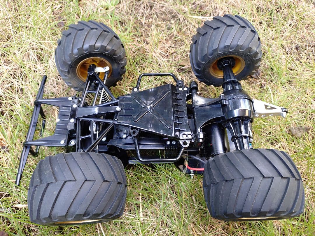 値下げしました!　タミヤ　ランチボックス　サーボ　モーター付　ラジコン