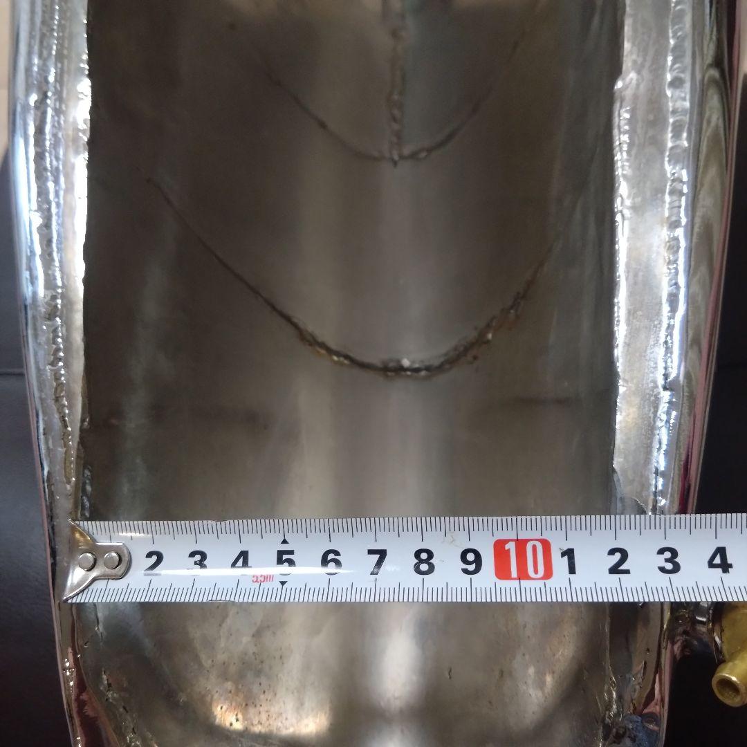 にょす ボンネビルタンク クロームメッキ仕上げ