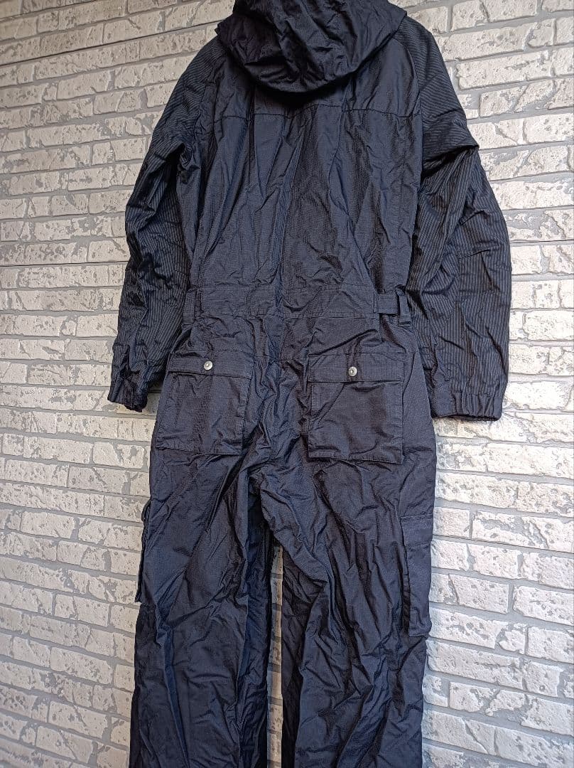 美品　スノボウェア　スキーウェア　スキー　スノボ　つなぎ　スノーボード　フード