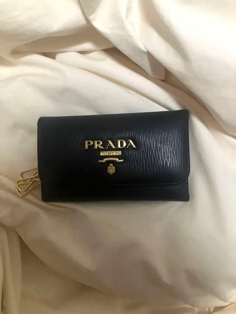 PRADA キーケース ブラック