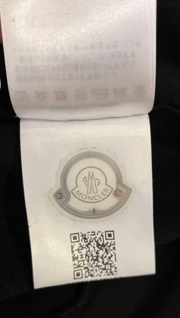 モンクレール　黒14A トレーナー　スエット　レディースM〜L 新品、タグ付き