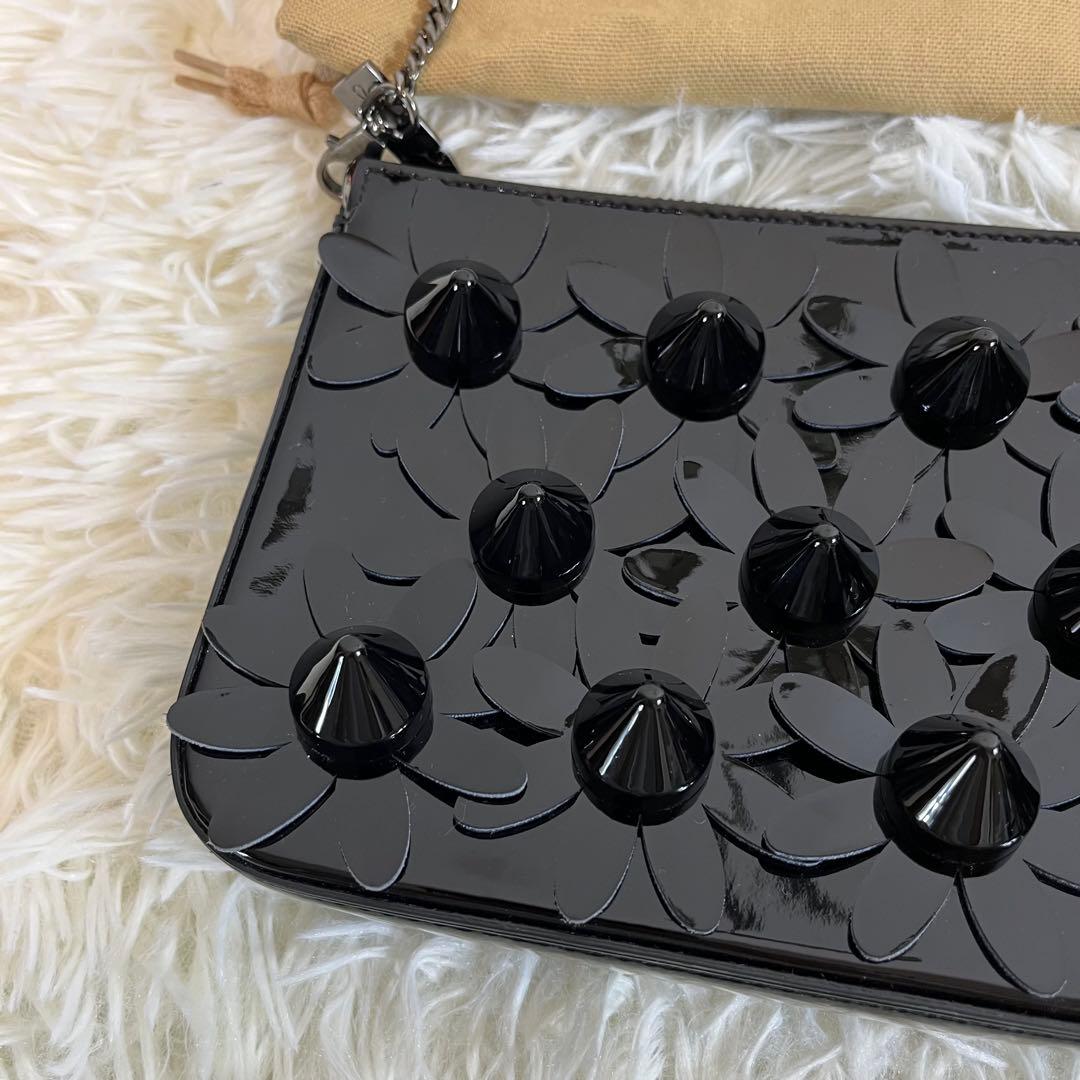 クリスチャンルブタン　チェーンショルダーバッグ　黒　エナメル　花柄