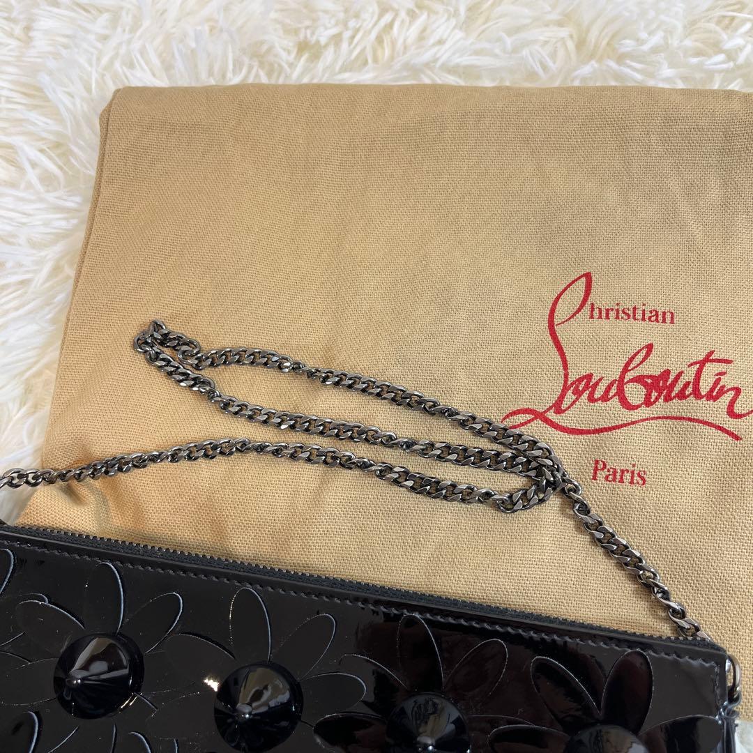 クリスチャンルブタン　チェーンショルダーバッグ　黒　エナメル　花柄
