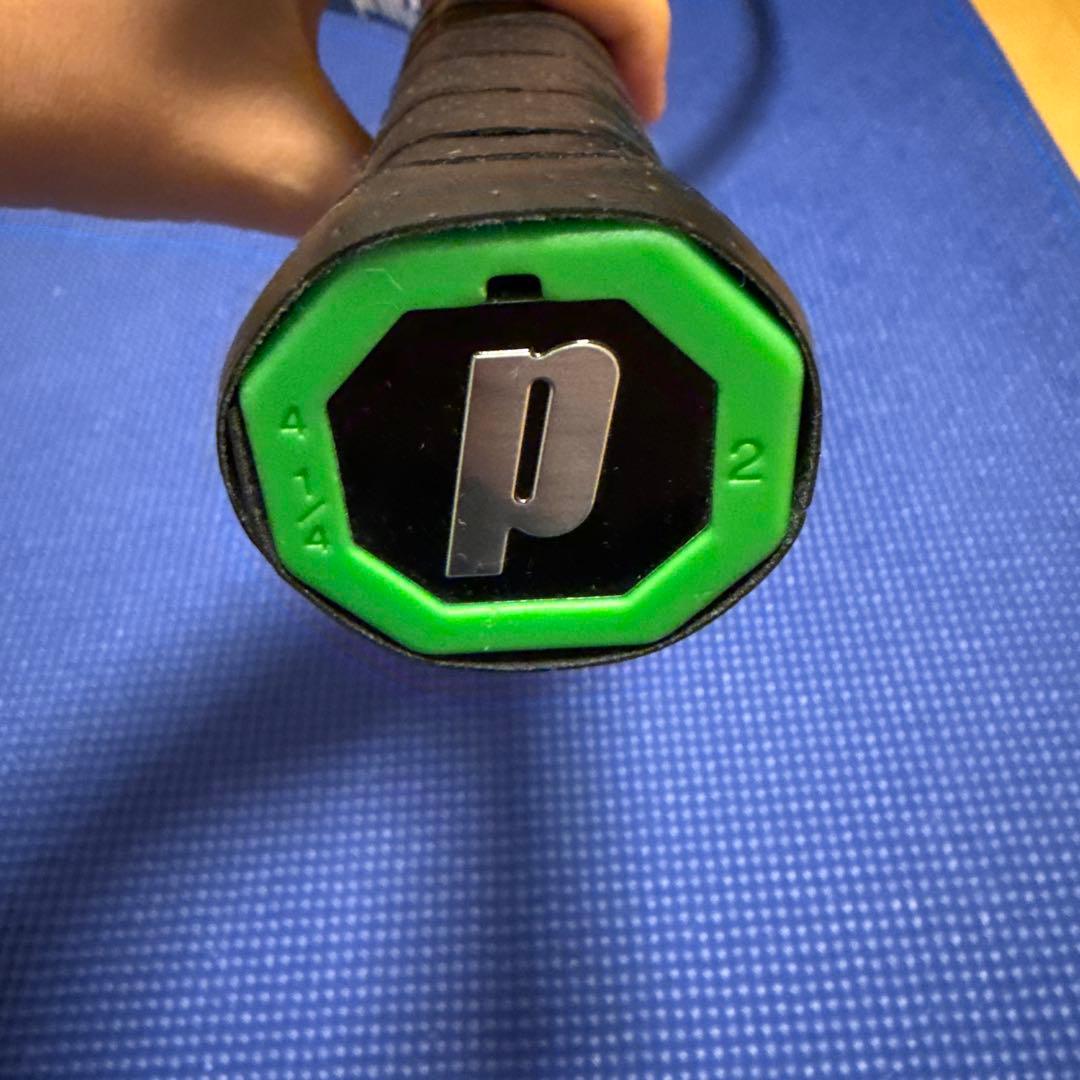 Prince エンブレム107xr グリップ2