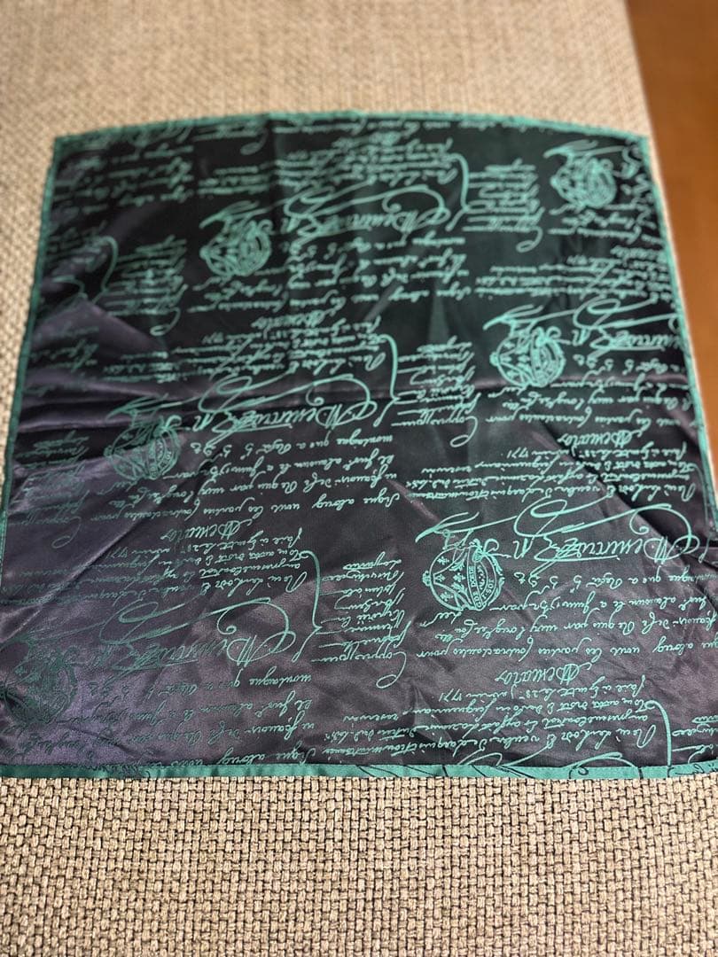 ベルルッティ⭐️未使用‼️チーフ⭐️限定‼️破格⭐️