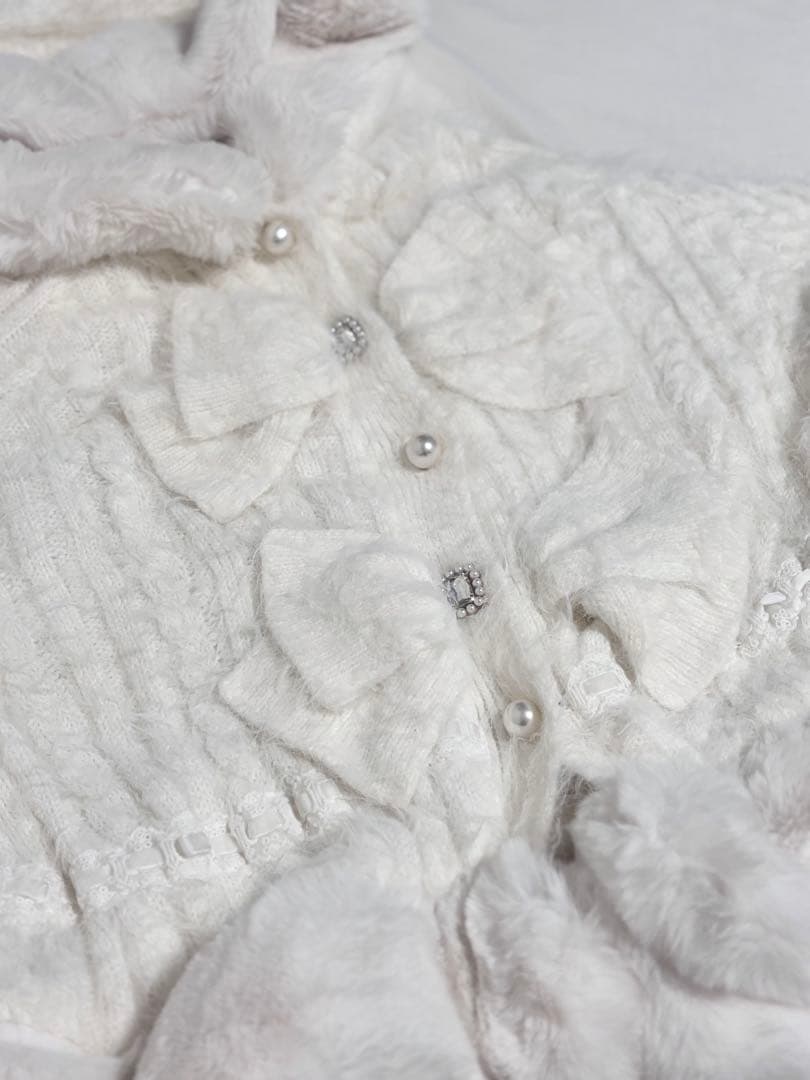 LIZLISAリボン付きホワイトケープコート