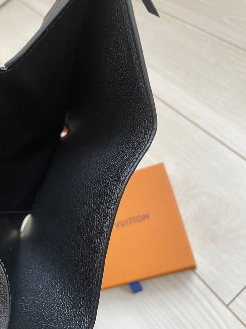 Louis Vuitton 三つ折り財布 ブラック