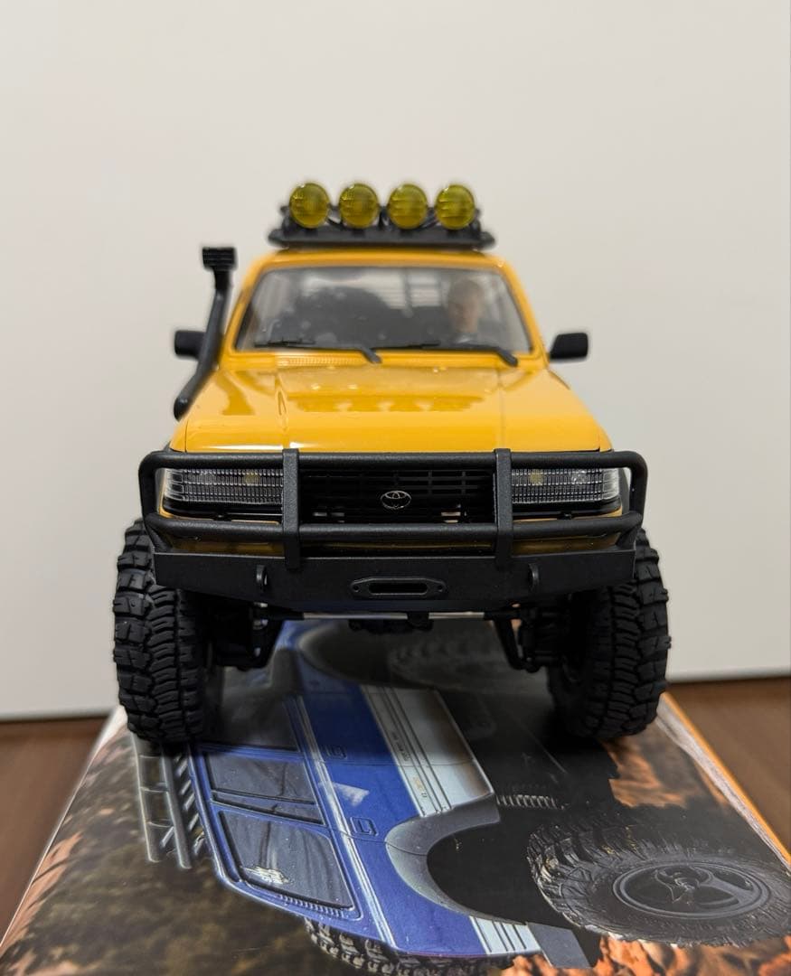 FMS FCX18 トヨタ ランドクルーザー LC80 RTR イエロー
