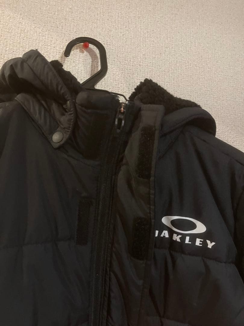 ☆美品☆ オークリー　ベンチコート　140センチ　ブラック