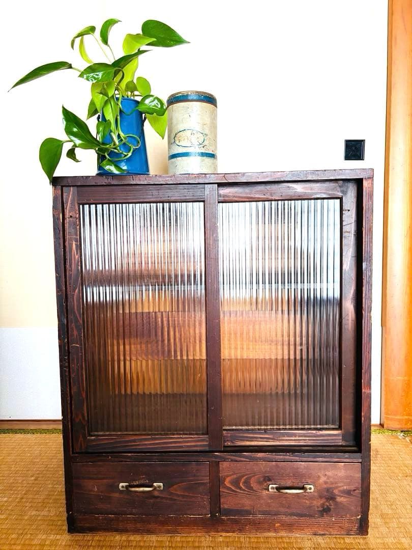 アンティーク　昭和レトロ　モールガラス　茶箪笥　チェスト　収納棚　古民家家具