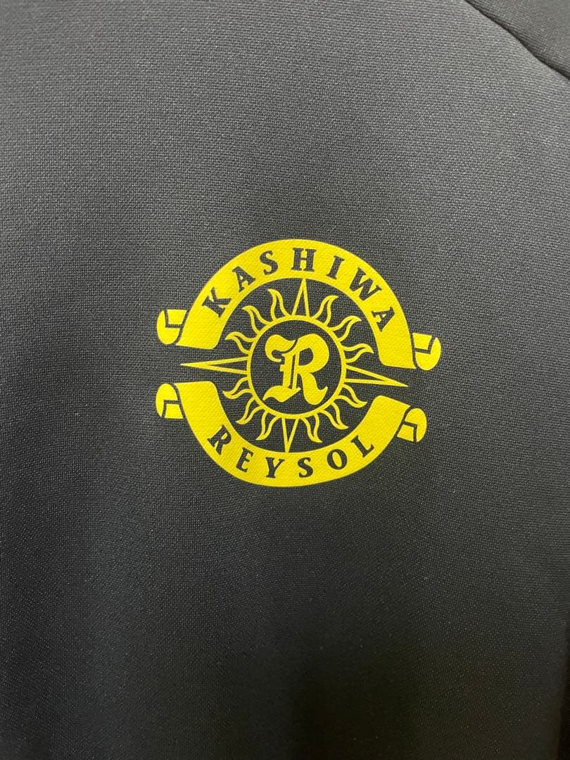 柏レイソル　YONEX フード付きジャージ XO