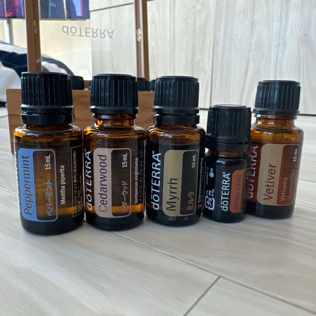 doTERRAエッシェンシャルオイル25本セット木箱