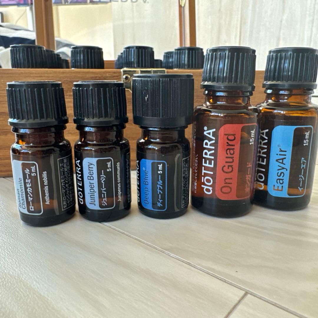 doTERRAエッシェンシャルオイル25本セット木箱