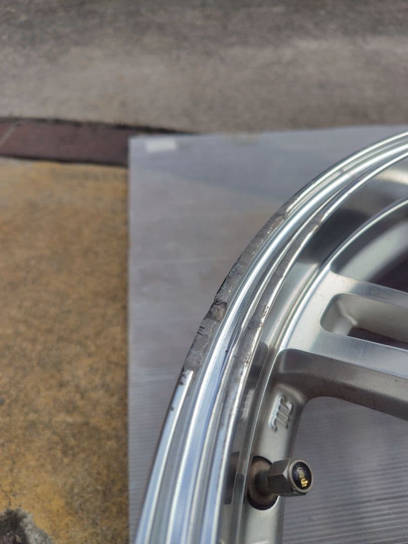 18インチ　ホイール　レオニス　ウェッズ　Weds　4本のうち２本　1／2