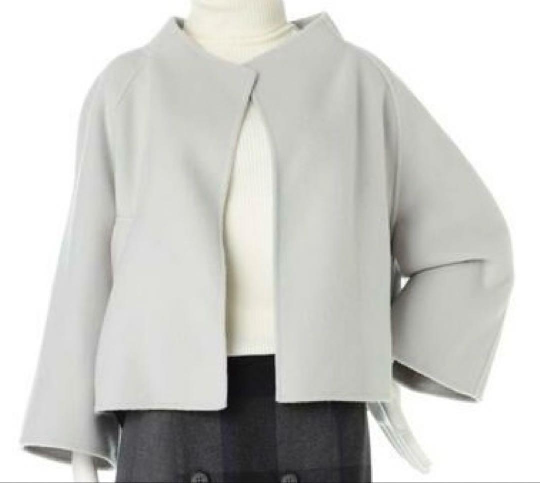 アドーア　カシミヤ　ウール　ノーカラー　ショート　コート