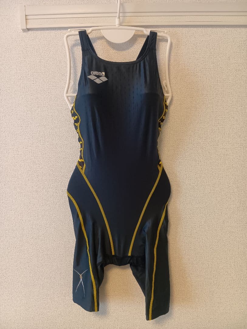 競泳水着　アリーナ　arena nux Ｌサイズ