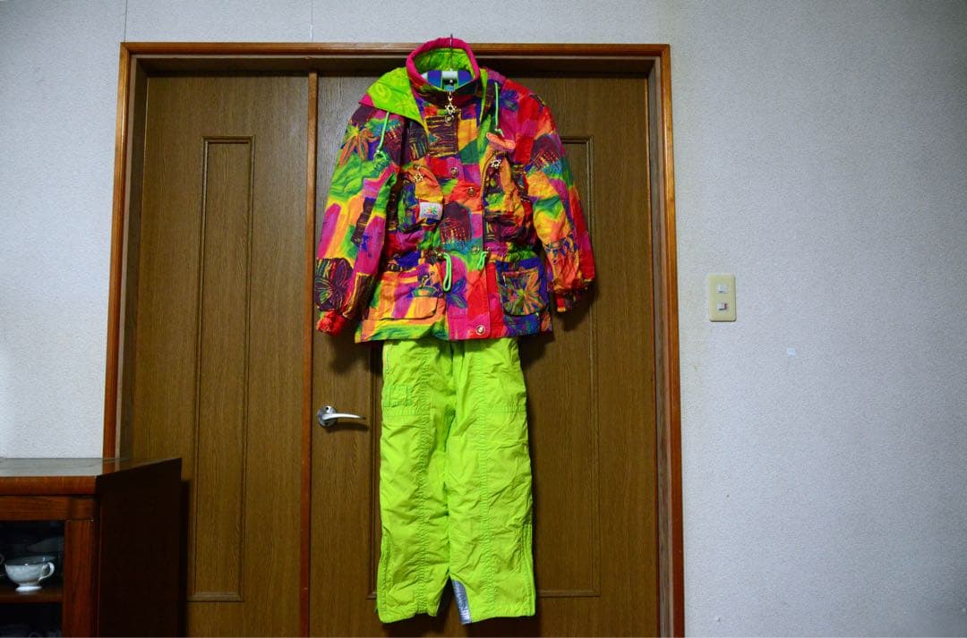 女性用スキーウェアセット