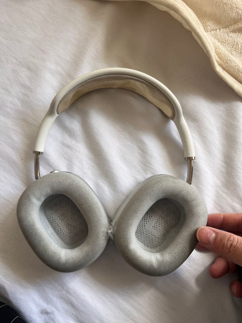 イヤホン AirPods max