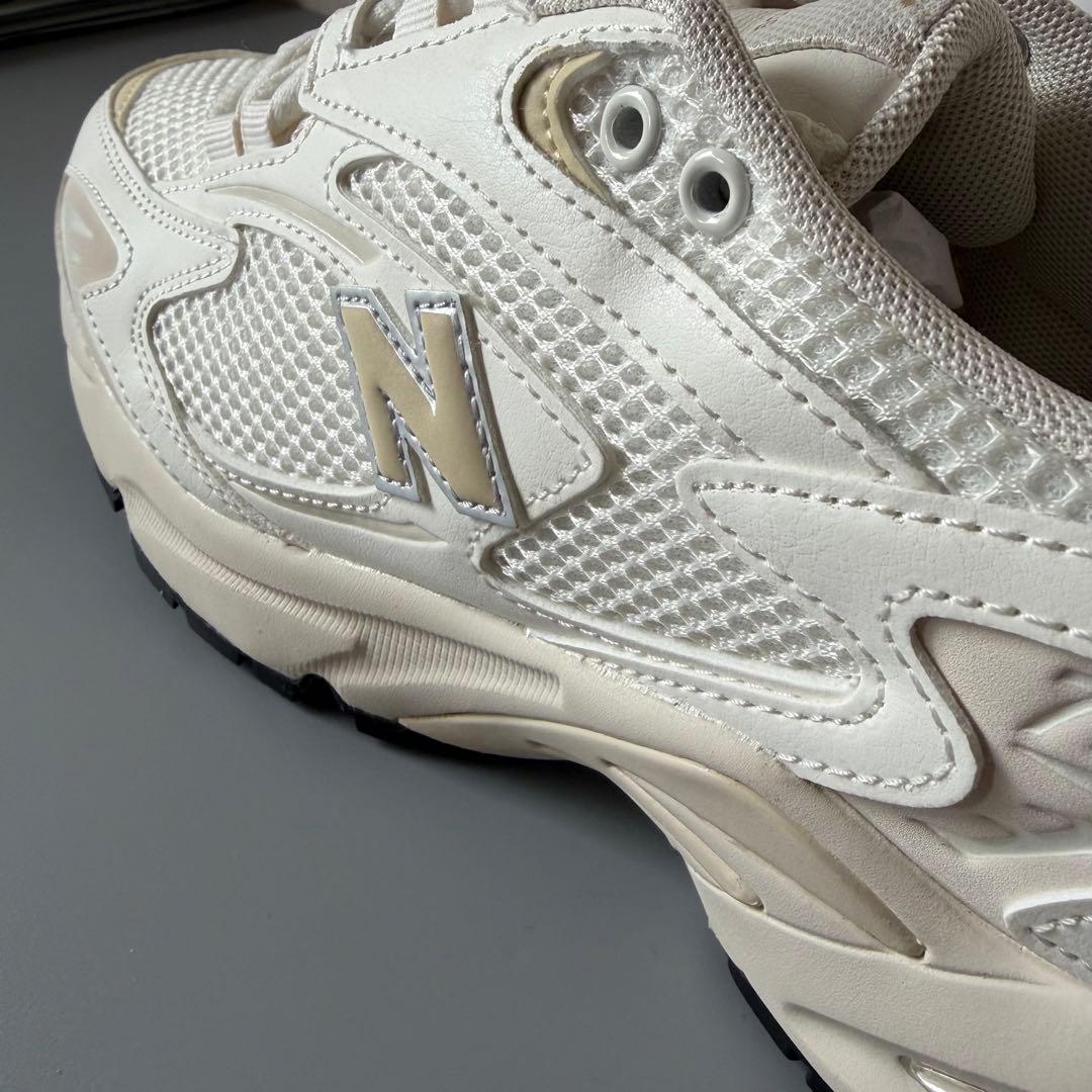 【新品未使用】 ニューバランス スニーカー ML725 クリーム 26.0cm