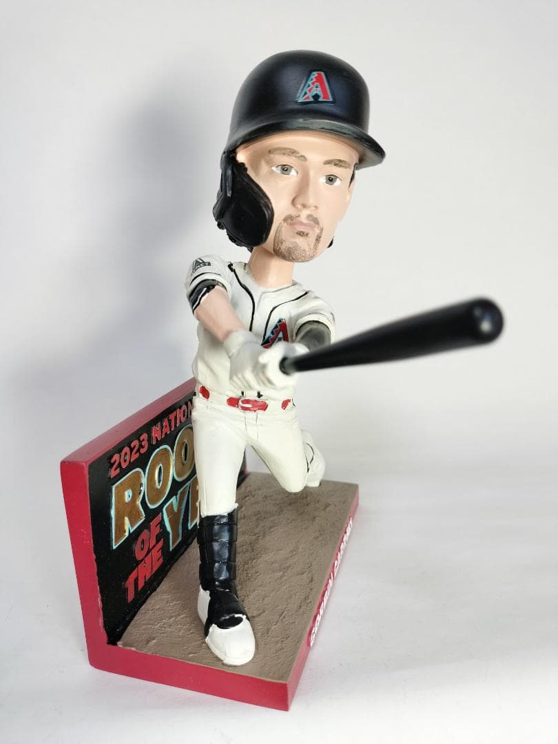 コービン・キャロル／”新人王” ボブルヘッド人形 (ダイヤモンドバックス)