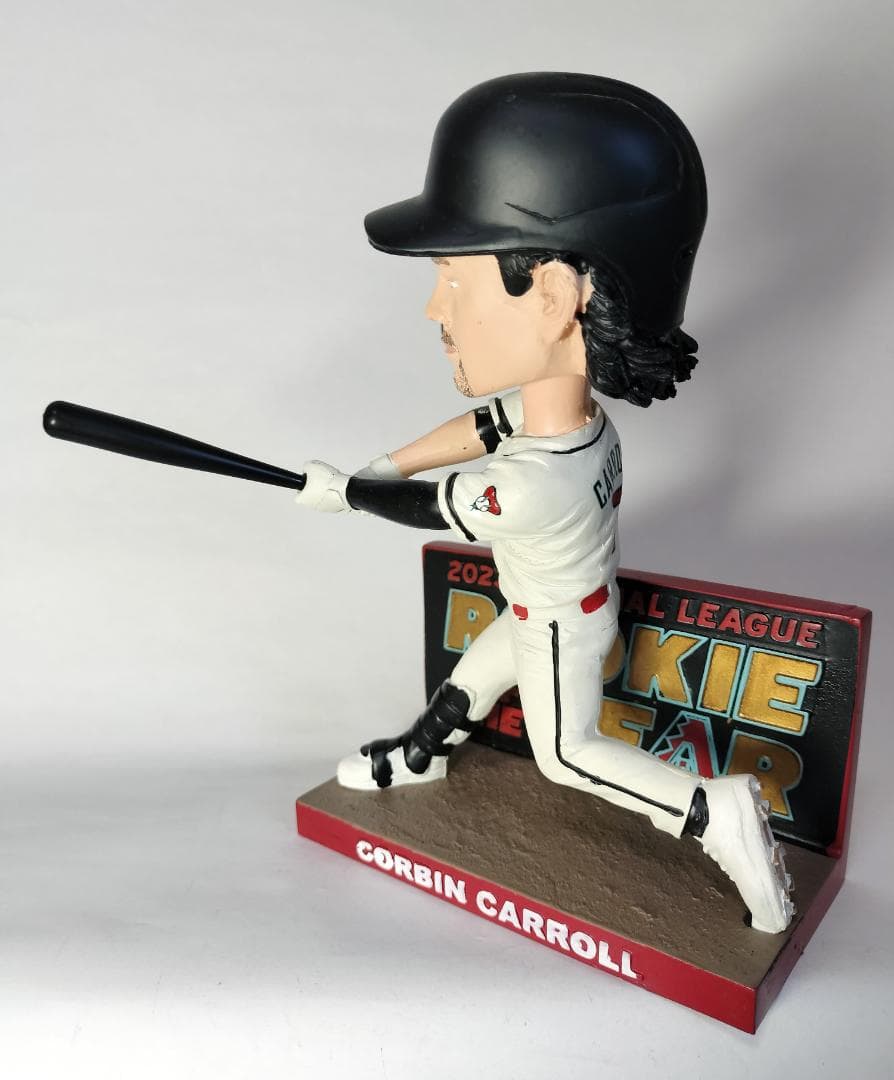 コービン・キャロル／”新人王” ボブルヘッド人形 (ダイヤモンドバックス)