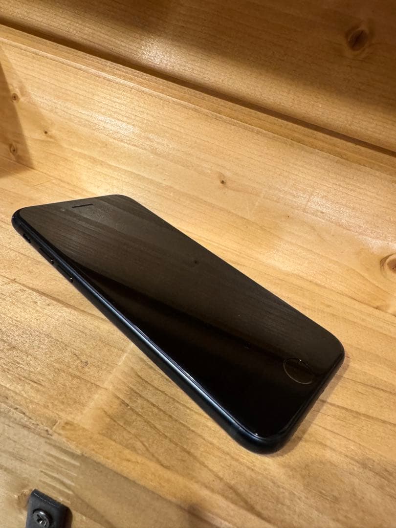 Apple iPhoneSE3 64GB SIMフリー