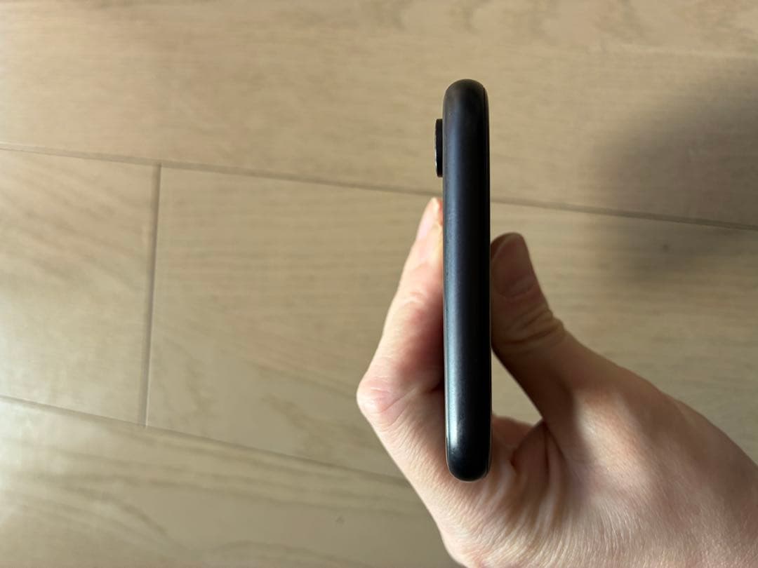 Apple iPhone XR ブラック128GB