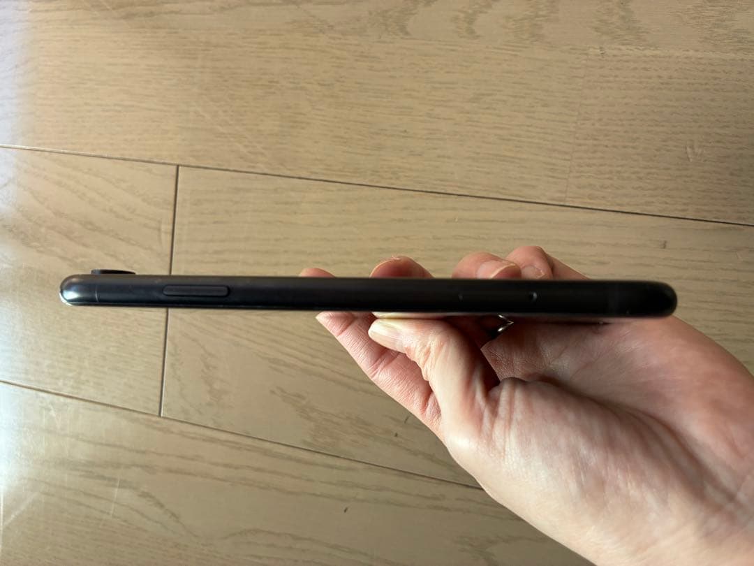 Apple iPhone XR ブラック128GB