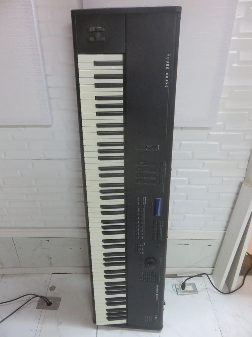 鍵盤楽器 Kurzweil PC88