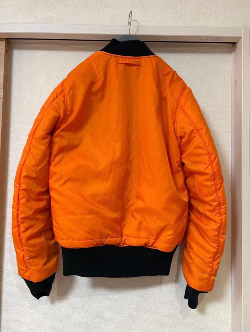 alpha MA-1スタイル ブラックジャケット M タイトモデル