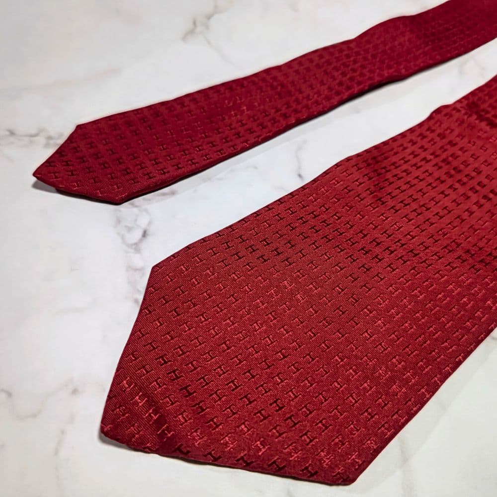 HERMES ネクタイ 赤 シルク ファソネ H柄 レッド 総柄