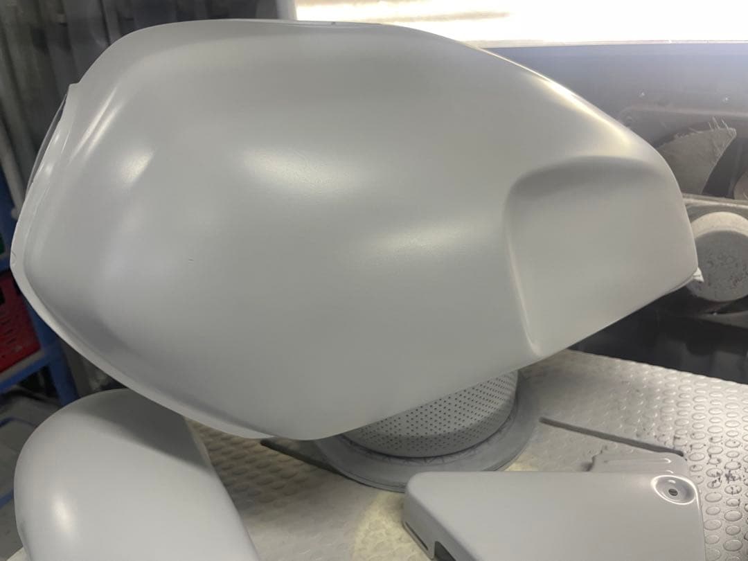 本日限定価格　xjr400 4HM 外装一式　サフ仕上げ　凹み無し　サビ無し