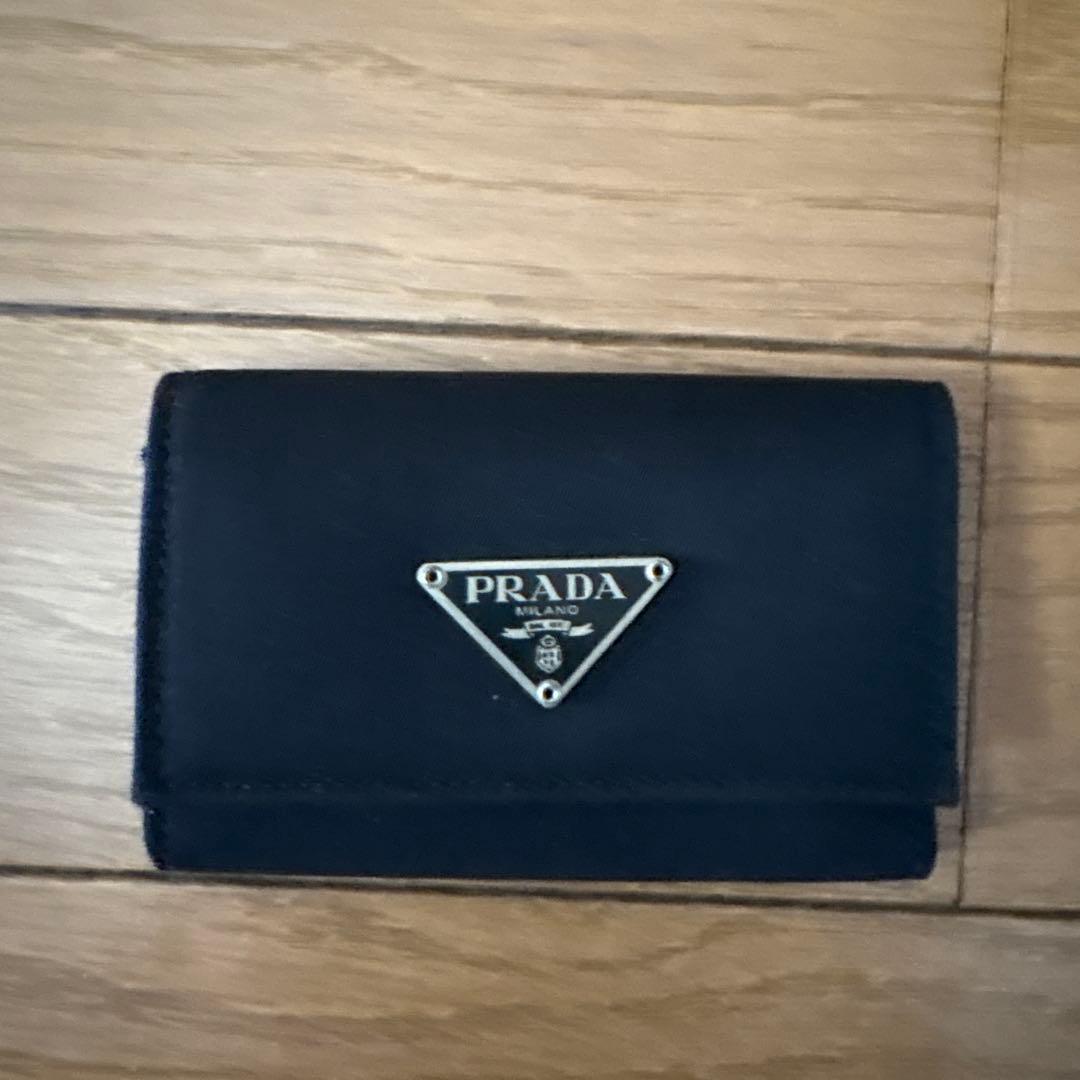 【美品】PRADA ブラック ナイロン キーケース