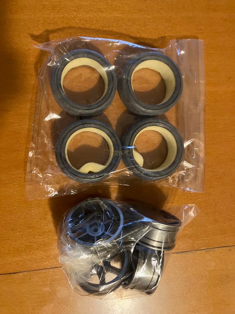 タミヤ　TA06メカ＆オプションその他パーツ付き