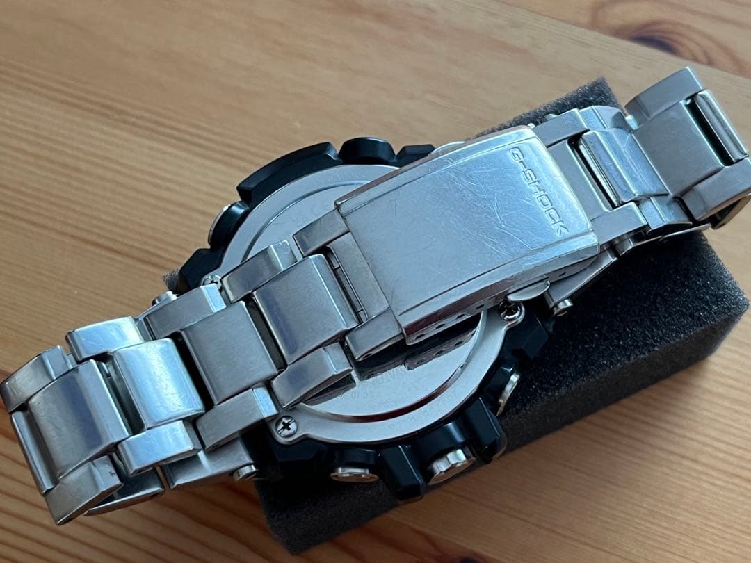 時計 CASIO G-SHOCK GST-B100D-1AJF