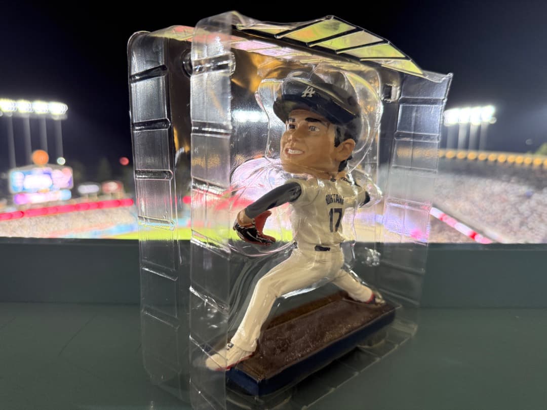9月10日配布　大谷翔平選手 ドジャース ボブルヘッド