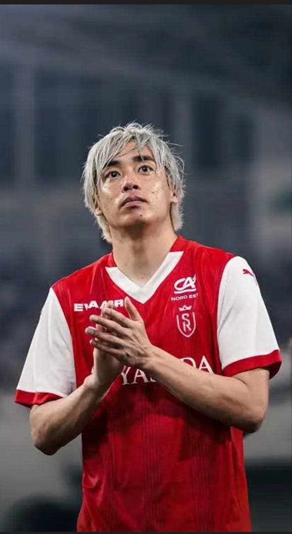 スタッド・ランス オーセンティックユニフォーム 伊東純也選手直筆サイン入り