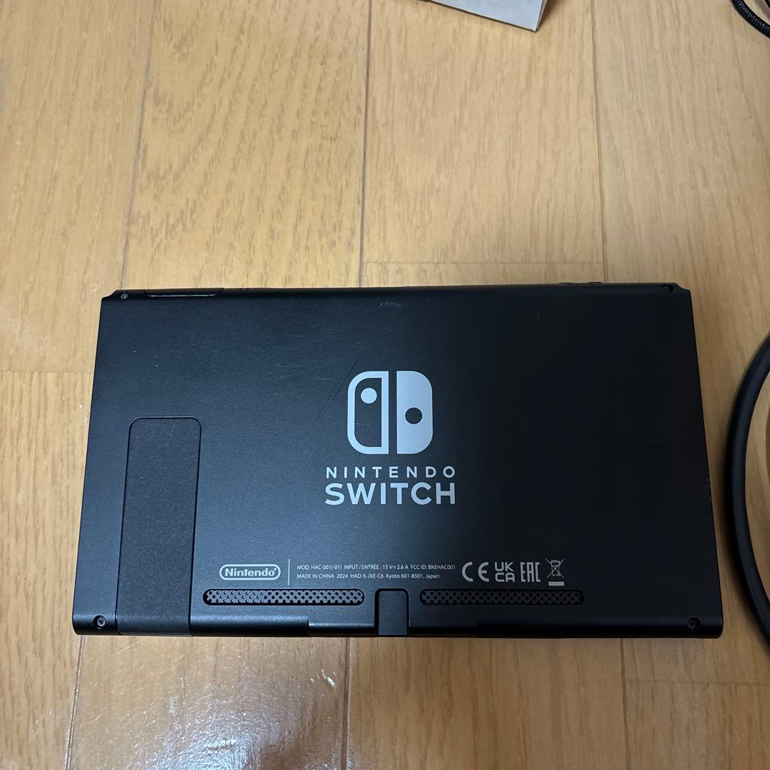 Nintendo Switch 本体 ブラック Joy-Con付き カセット付属