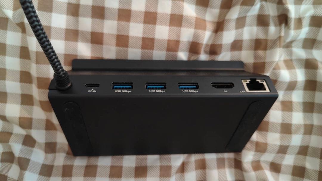 ROG Ally Z1 Extreme アクセサリー付き