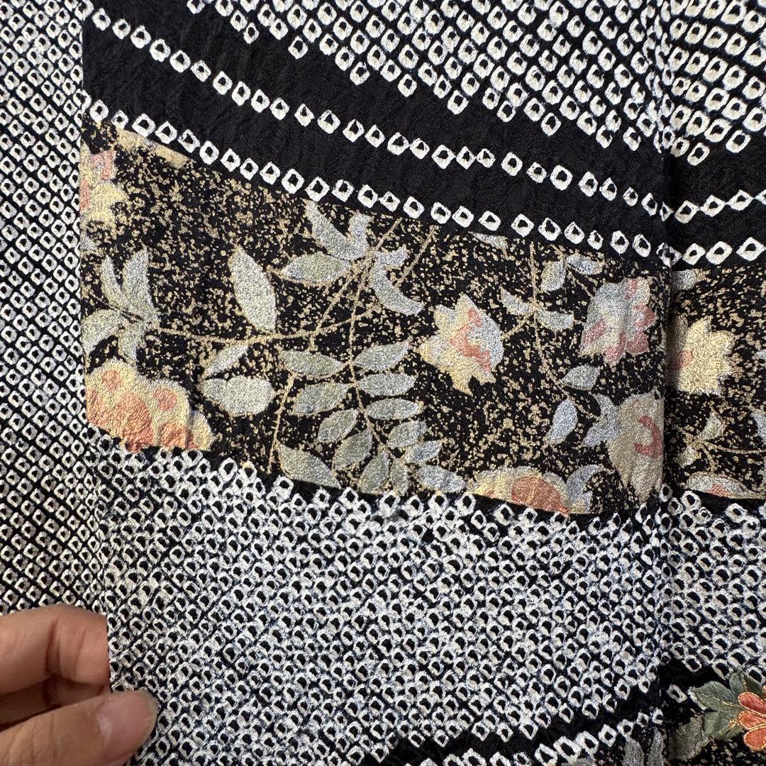 超美品　正絹　袷　訪問着　着物　黒　金　総絞り　刺繍　161裄65 花柄　川