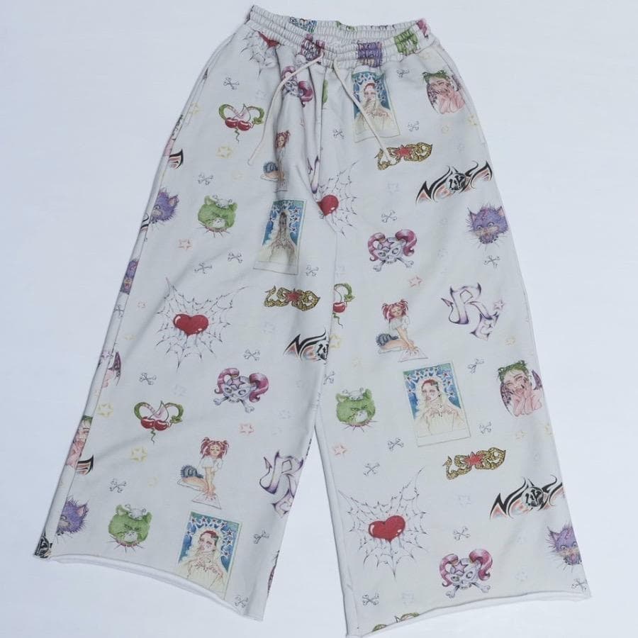 即完売品 仲里依紗 Re. アールイードット 手書きスウェットパンツ ホワイト