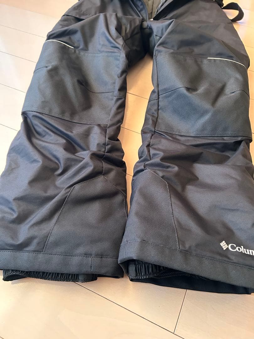 コロンビア Columbia キッズ　スキーウェア　上下Mサイズ　140cm