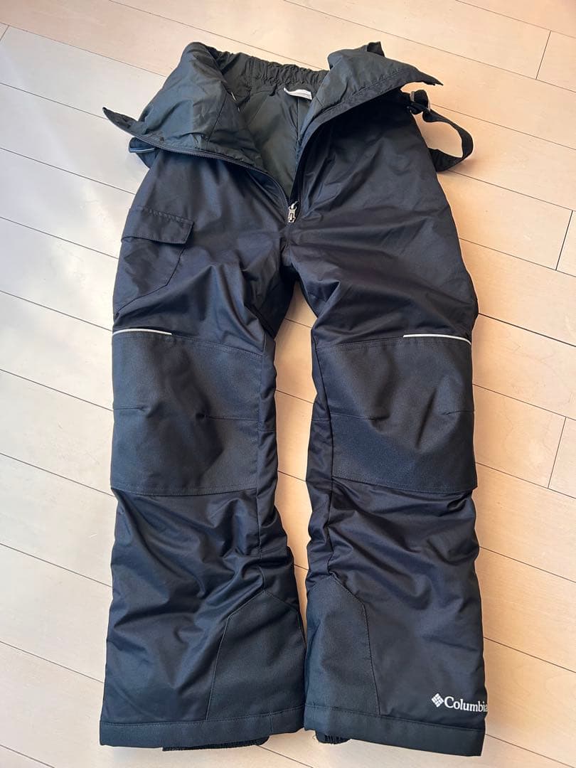 コロンビア Columbia キッズ　スキーウェア　上下Mサイズ　140cm
