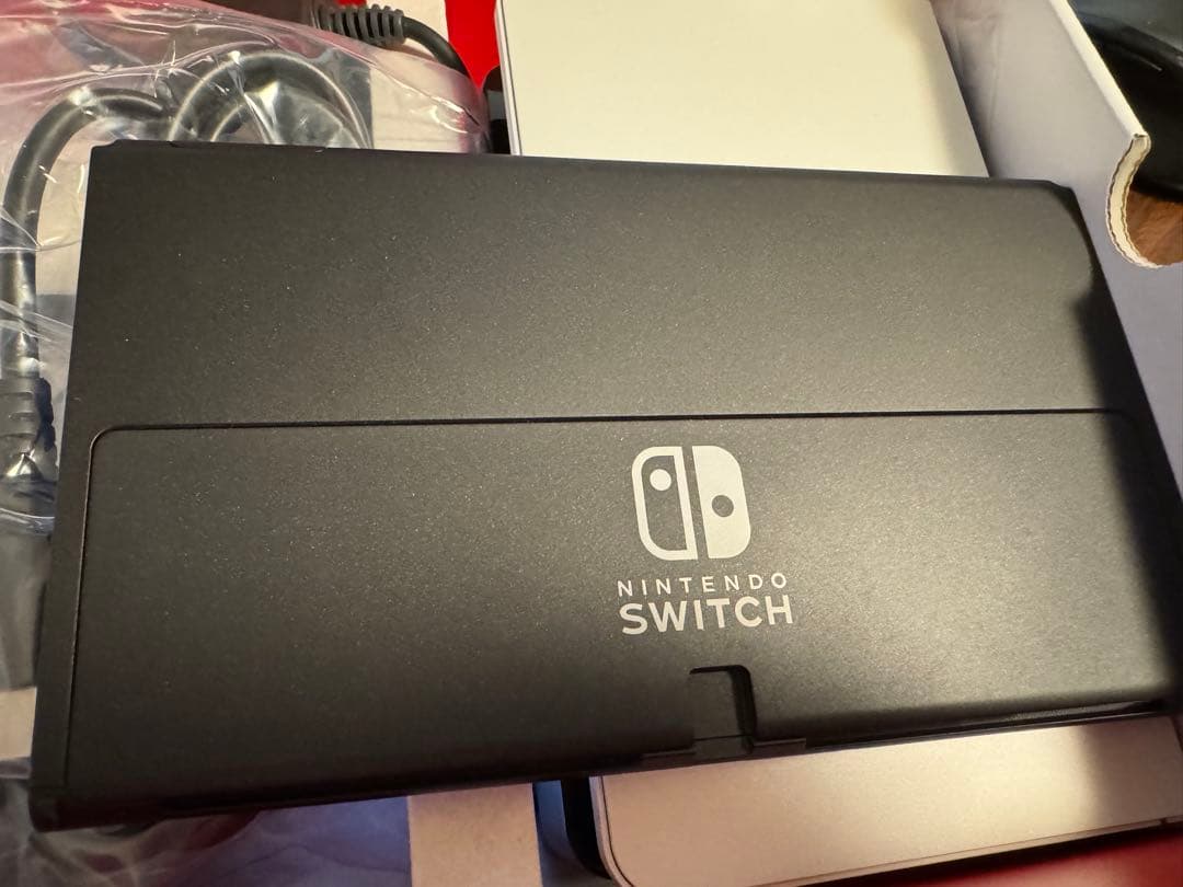 Nintendo Switch 有機EL 本体 背面カバーなし