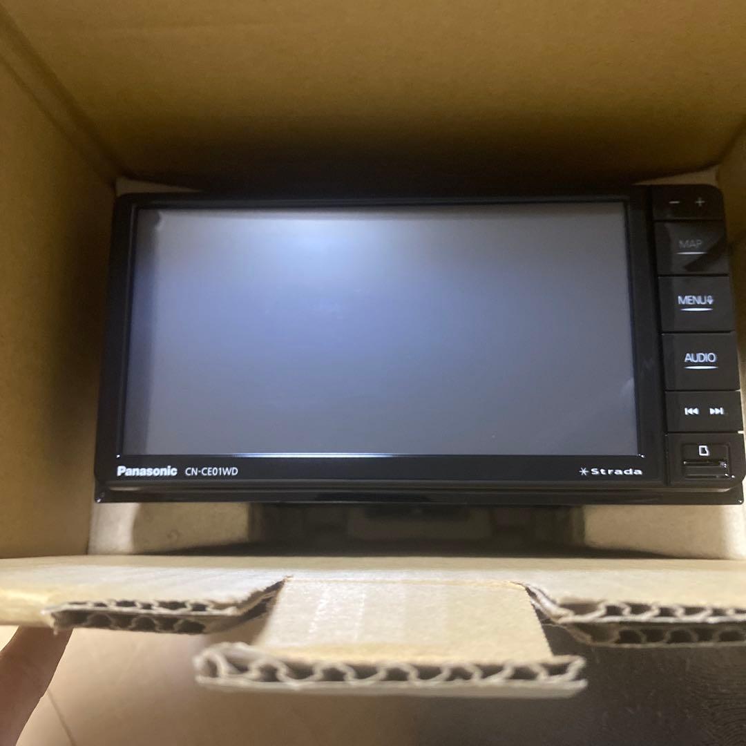 Panasonic CN-CE10WD カーナビ 本体