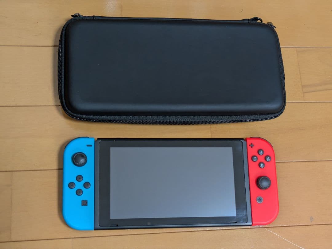 Nintendo Switch 本体 ケース & マリオカート8DX つき