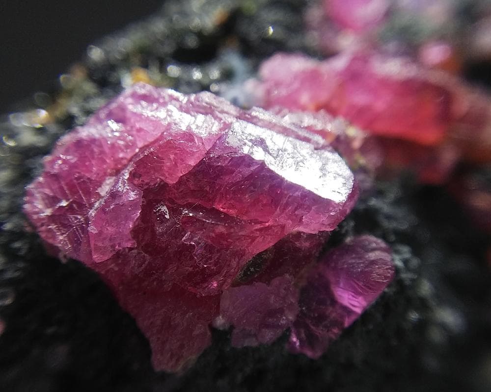 383 ルビー / ピンクサファイア ウィンザー産